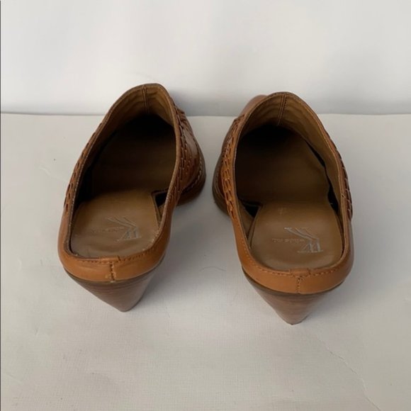 White Mountain Bronco Western Mules in  tan leather - Picture 9 of 12